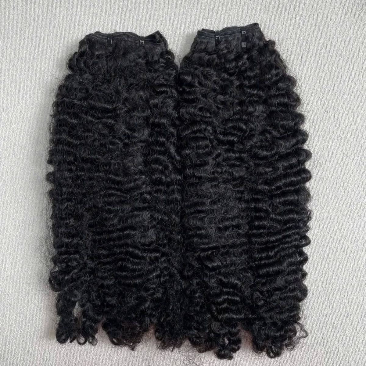 MIINKS Raw Eurasian Curly Bundles - Luxe Curl