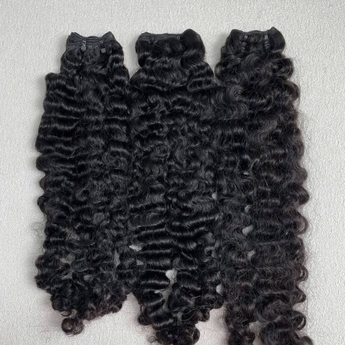 CURLY BUNDLES